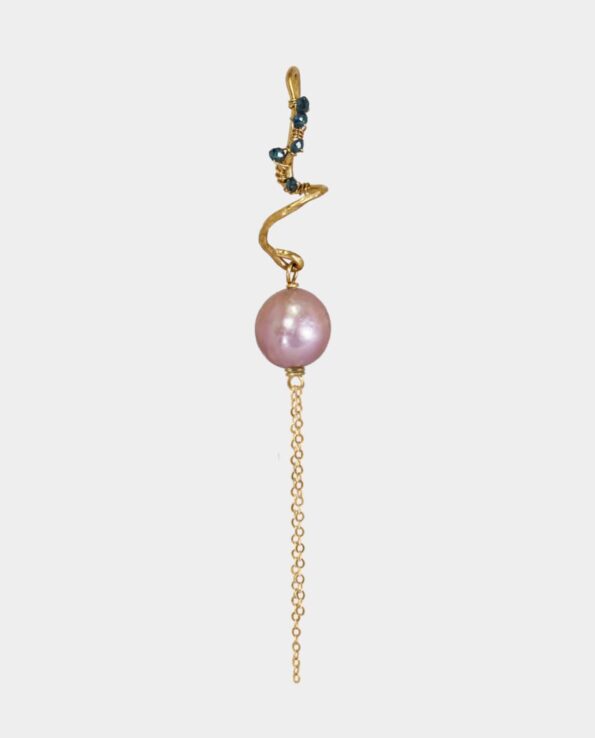 Handmade gold earrings with blue diamonds and colourful pearl for women with artistic sense from inner city in Copenhagen