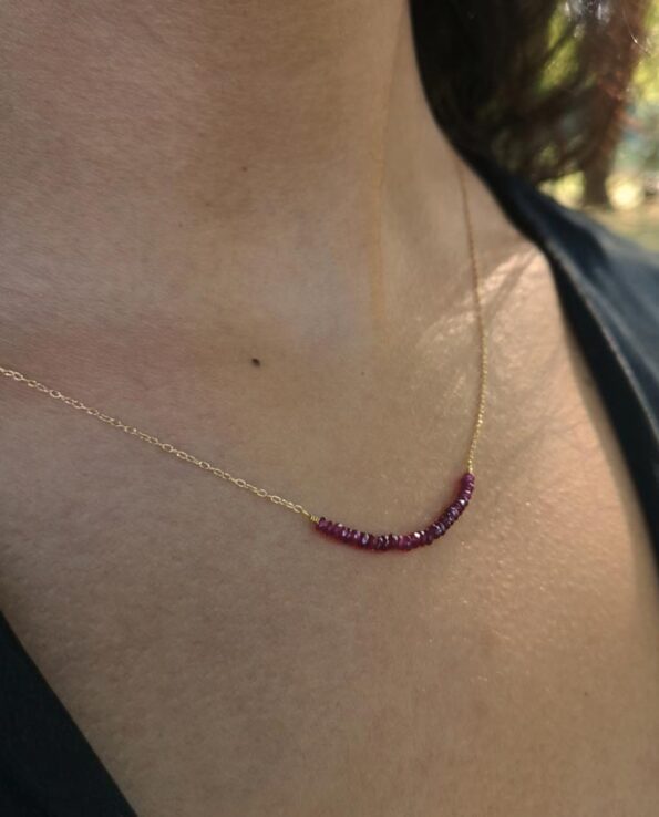 Ann Brunton - gold necklace with small rubies - pic. 1