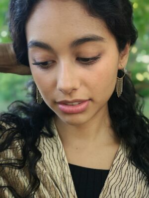 Marie Lamartinière - guld-creoler med grønne diamanter og kæder - pic. 1