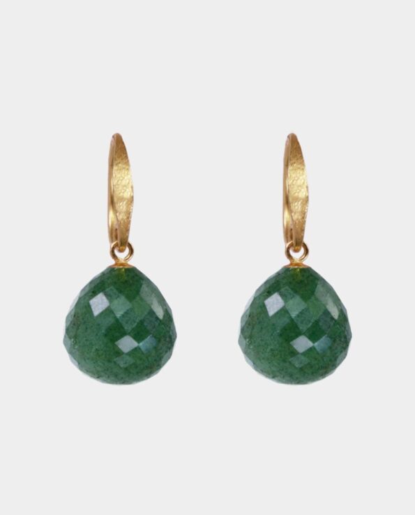 Anna do Rosário - earrings with dark green aventurines in round hammered ear hooks