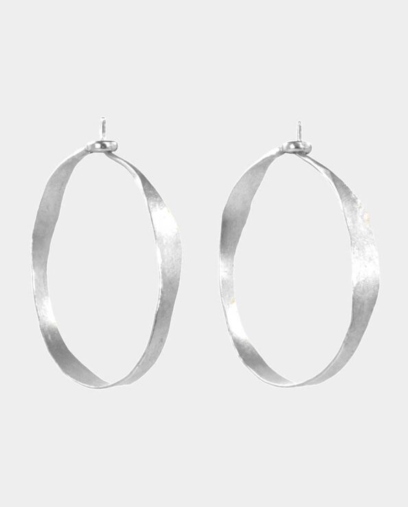 Classic silver earring from silversmith in Copenhagen K with hand-forged silver in antique design - rustic silver hoops with patina