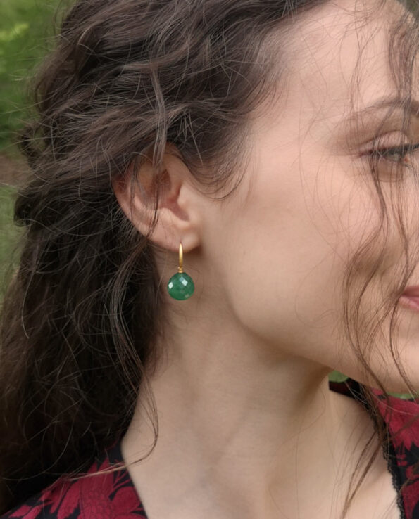 Anna do Rosário - earrings with dark green aventurines in round hammered ear hooks - pic. 2