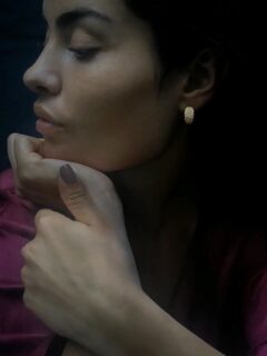 Brede hoops med smuk tekstur ✨
Find dem i butikken og på webshoppen i både sterlingsølv og i 18 karat forgyldt sterlingsølv under navnet "Vesna" 🕊️