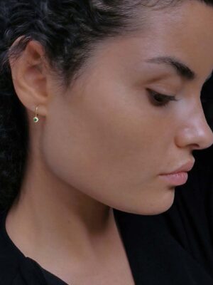 earrings with emerald model