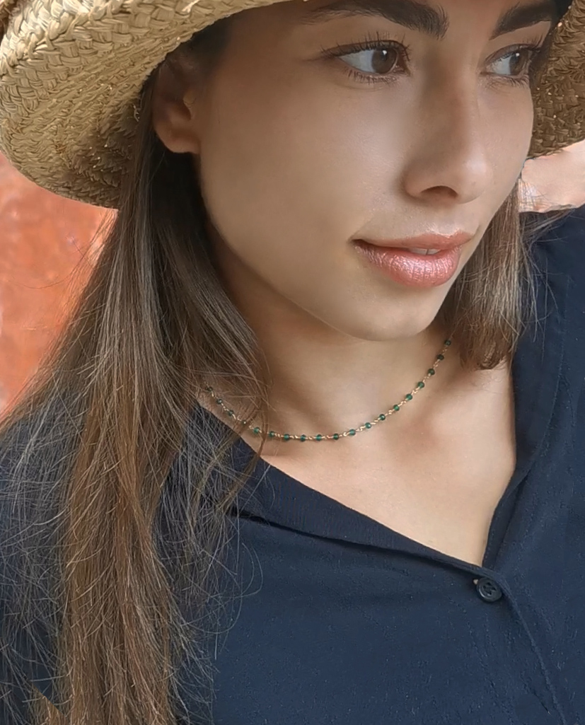 necklace with green aventurines model