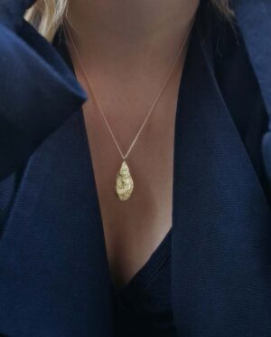 necklace with peridot model