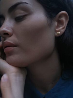 small sea urchin earrings model