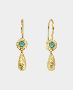 earring with green onyx