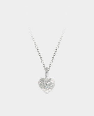 necklace with little massive heart