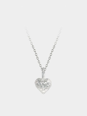 necklace with little massive heart
