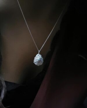 silvernecklace with light blue apatite