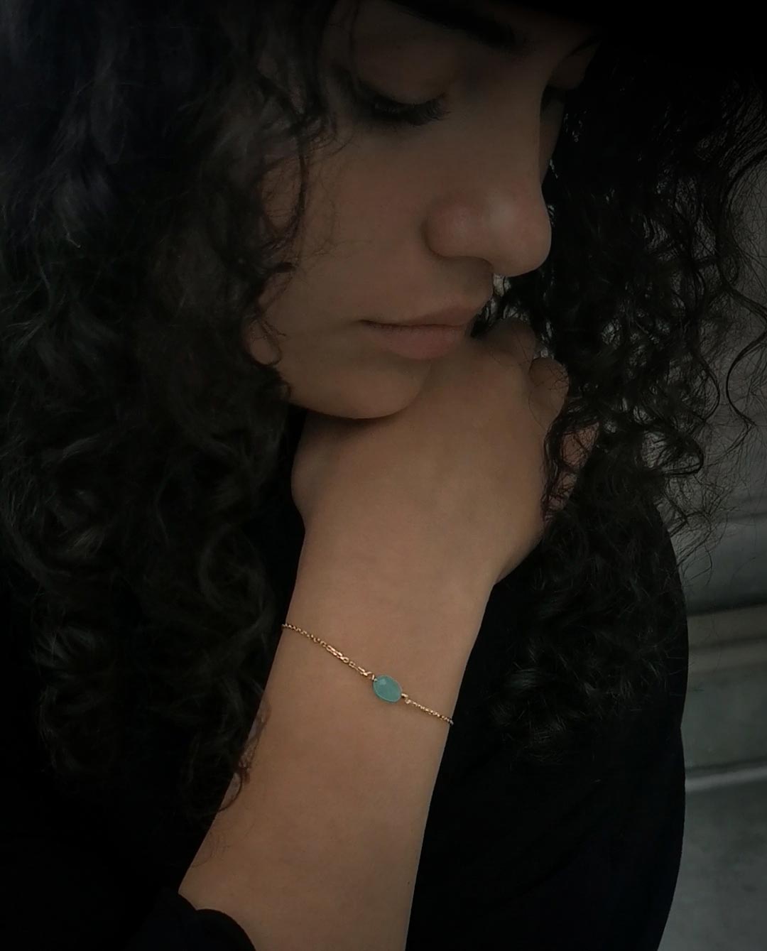 gold bracelet with chrysoprase