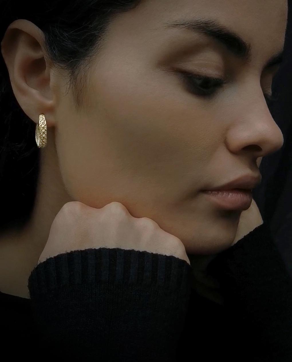 raffaella hoops with dots
