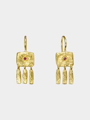 simona earring with pink garnet